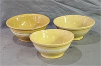 VTG Yellow Ware Stoneware Nesting Bowls - Note