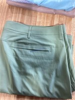 Men’s size 40 shorts