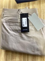 Men’s size 32 shorts (1)
