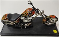 Muscle Machines Motorcycle w/ Flames