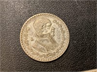 1959 Mexican sliver dollar coin