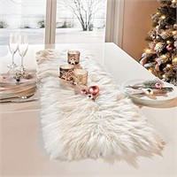 White Fur Table Runner (11.8x47.2inch)  Events