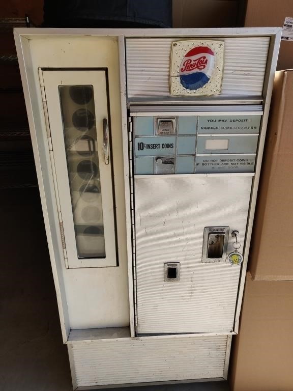 Vintage Pepsi Cola Vending Machine