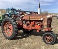 Farmall M Tractor, gas, narrow front, 12.4-38 tire
