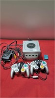 Working tested game cube console and controllers