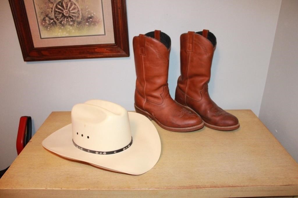 Cowboy Hat & Boots