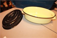Vintage Enamal Roasting Pan