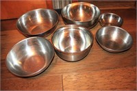 6 - Stainless Steel Bowls ( Large Size)