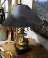 Gold decorated floral font table lamp with