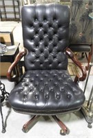 Old Hickory Tannery leather tufted seat and