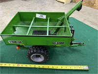 Lg Plastic Frontic Grain Cart GC1108 NICE
