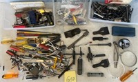 U - MIXED LOT OF TOOLS & SMALL PARTS (G57)