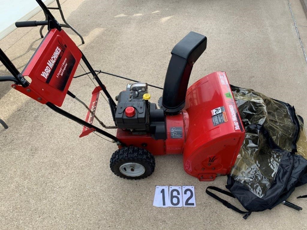 Yard Machines 5hp 22” Snow Blower w/