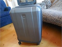 Delsey Rolling Suitcase 17.5" x 27"
