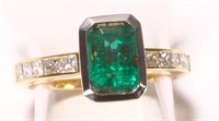 Good Canturi 18ct Gold, Emerald and Diamond Ring,