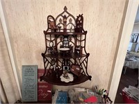 NICE VICTORIAN STYLE MAHOGANY WALL SHELF