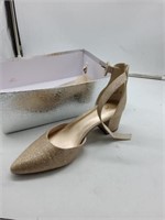 Gold sparkly size 8 heels
