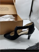 Life Stride size 6 black heels