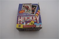 1991-1992 O PEE CHEE HOCKEY BOX
