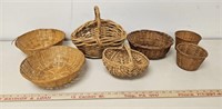 (7) Baskets- Some w Handles