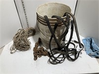 Pail of bungee cords, rope and chain