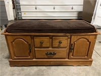 Cedar chest/bench