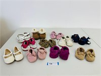(11) Pair of Infant to Toddler Girls Shoes