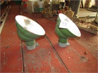 2 GREEN PORCELAIN LIGHTS