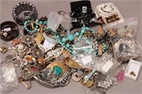 Large Quantity of Costume Jewellery,