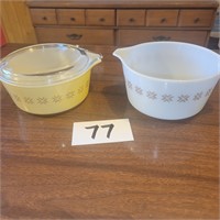 2 Pyrex Town and Country Dishes