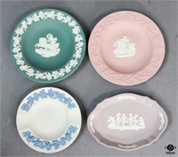 Small Wedgwood Dishes / 4 pc