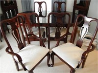 OVAL DINING ROOM TABLE & 6 Chairs