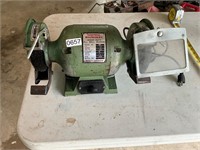 Central Machinery dual wheel grinder/ buffer