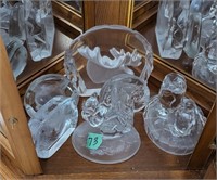 GLASS & CRYSTAL PAPERWEIGHTS