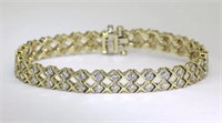 2.35 Cts Diamond Kiss " X " Bracelet 14 Kt