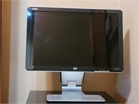 HP Monitor on Swivel Stand