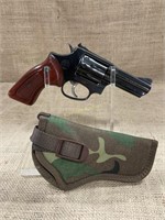 Taurus SA/DA, Model #941, 22 Magnum Revolver