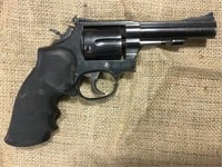 Smith & Wesson .38 Special Revolver. Model 15-7