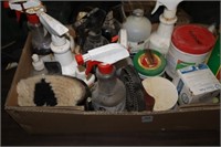 BOX OF HORSE CLEANING ITEMS