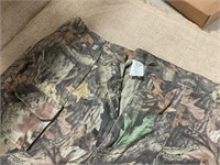 Advantage hunting pants. Size 42 x30