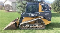 Deere 323D Skid Steer with Bucket 1466 Hours H