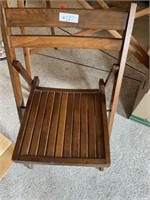 Wooden folding chair