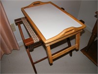 NICE FOLDING LUGGAGE STAND & BED TRAY