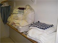 CTS RIGHT SHELF IN CLOSET: BLANKETS, SHEETS,