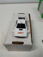 1970. JAMES BOND 007 DIE CAST MODEL CAR
