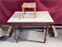Vintage Rustic Table Wicker Stool