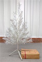 Vtg Evergleam 4ft Aluminum Christmas Tree