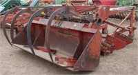 Farmhand F235 loader