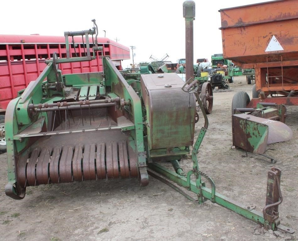 John Deere self propelled small square baler