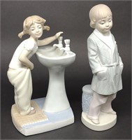 2 Lladro Boy & Girl Bathroom Figures #4838 & 4900